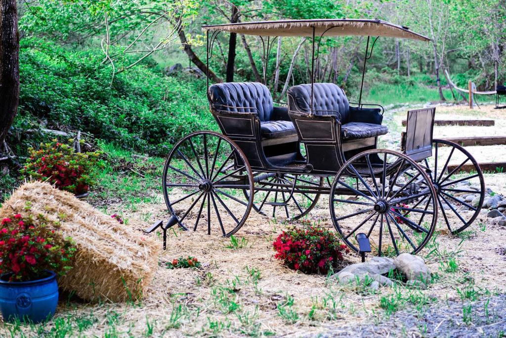 Cozy Wild West Covered Wagon Next To River Grants Pass Buitenkant foto